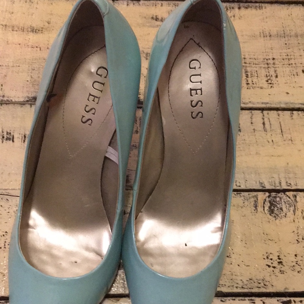 GUESS shoes - Picture 2 of 5